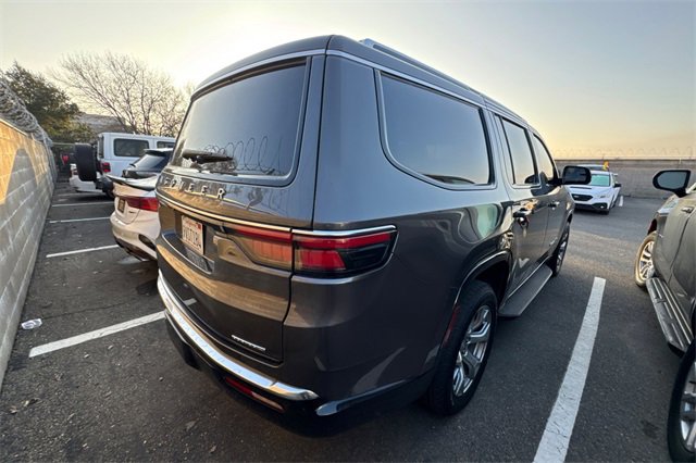 Used 2022 Jeep Wagoneer Series II image 3