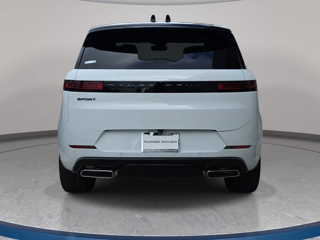 New 2026 Land Rover Range Rover Sport Dynamic SE AWD/4WD image 2