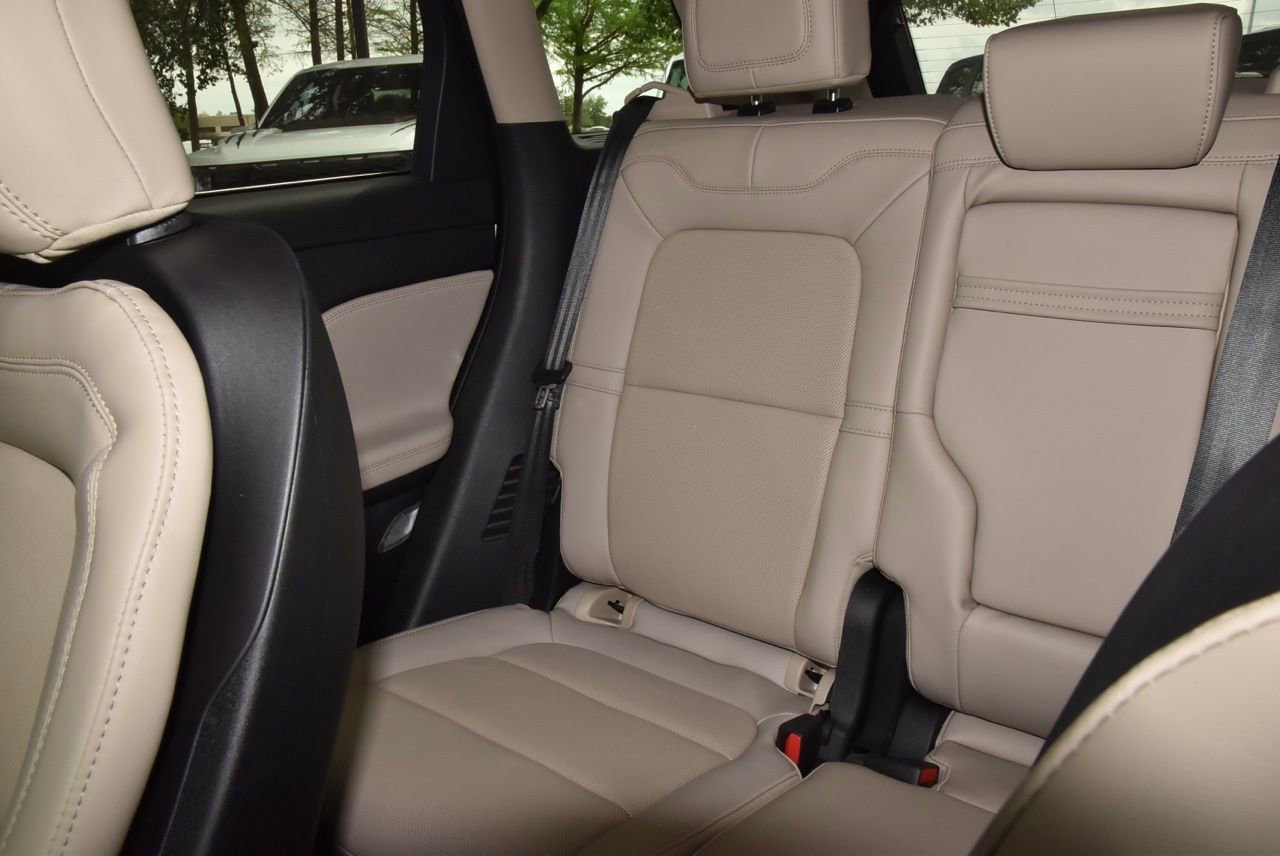 New 2026 Lincoln Corsair Reserve FWD image 19