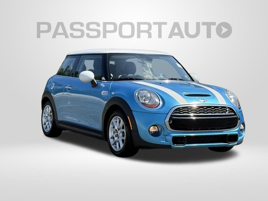 Used 2017 MINI Cooper S FWD image 3