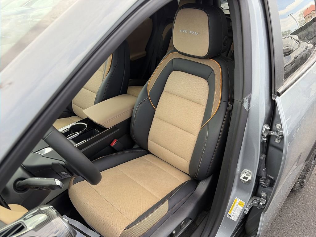 New 2026 Chevrolet Equinox ACTIV w/ Convenience Package III AWD/4WD image 17