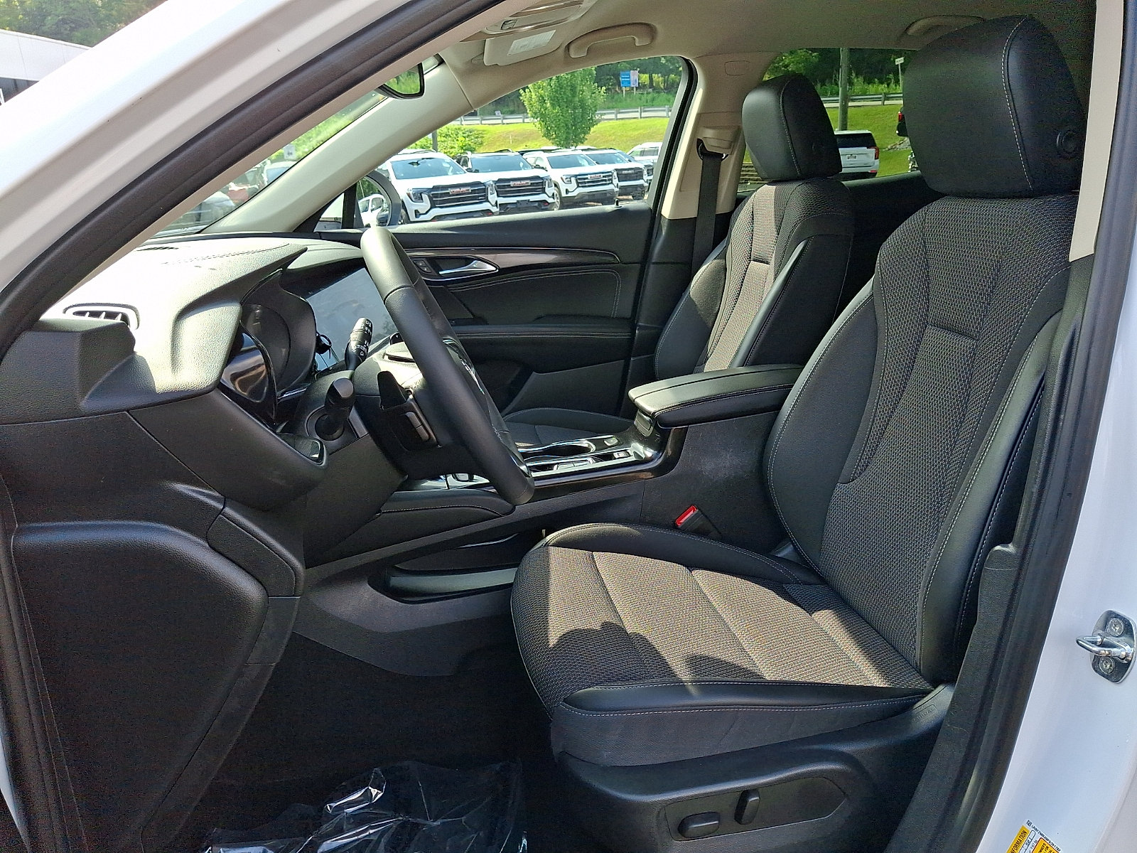 Used 2023 Buick Envision Preferred AWD/4WD image 14