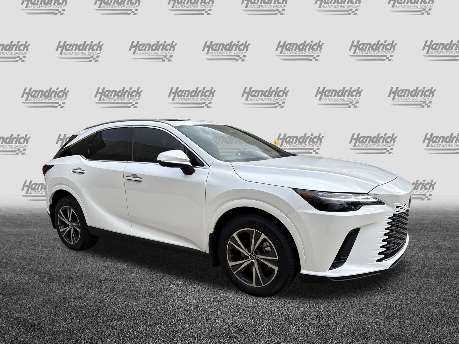 Used 2026 Lexus RX 350h w/ Convenience Package image 2