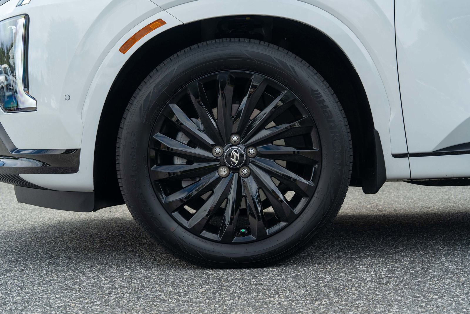 Used 2025 Hyundai Palisade Calligraphy image 9