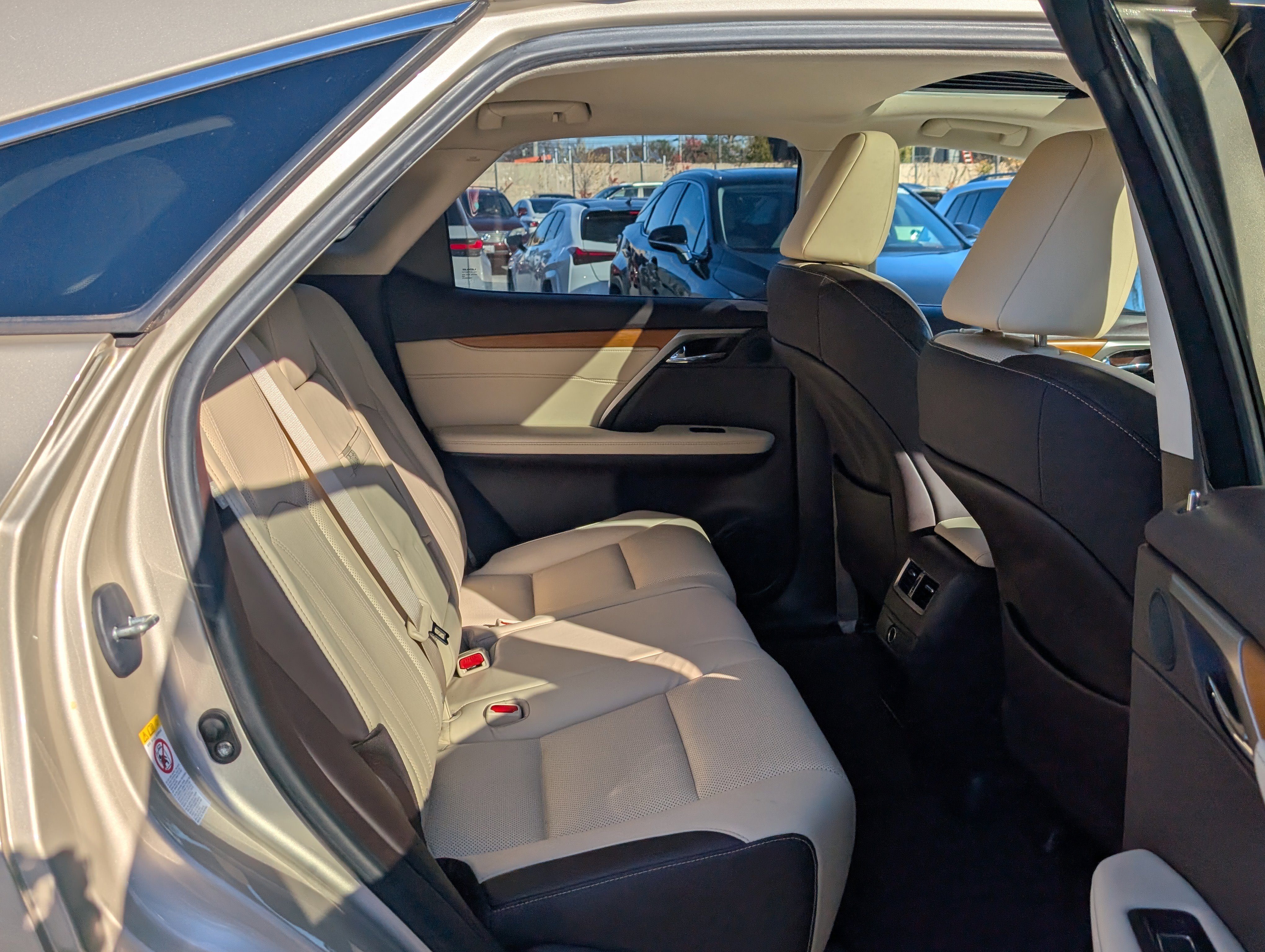 Used 2017 Lexus RX 350 AWD image 12