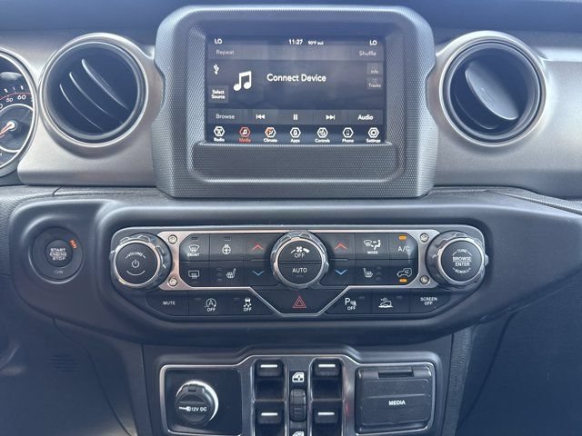 Used 2023 Jeep Wrangler Unlimited Sport AWD/4WD image 14