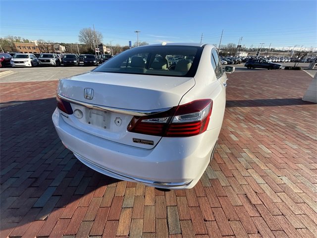 Used 2016 Honda Accord EX-L image 16