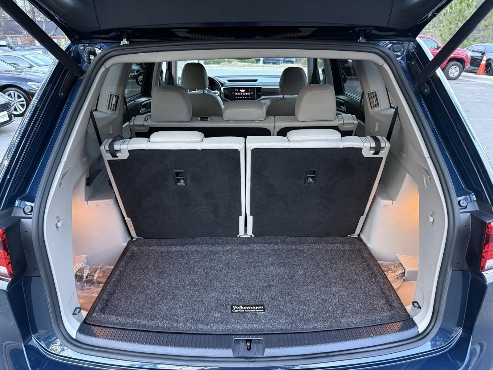 Used 2021 Volkswagen Atlas SE image 13
