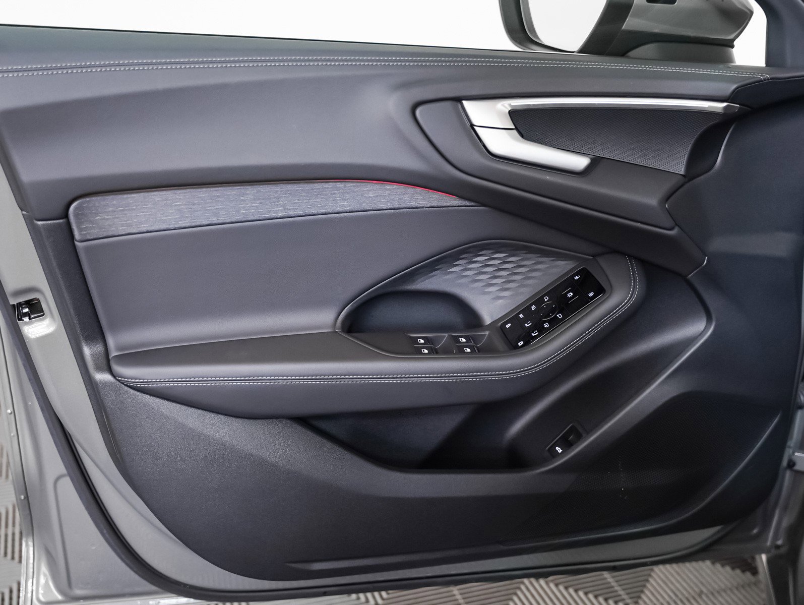 Used 2025 Audi A5 2.0T Premium w/ Convenience Package image 23