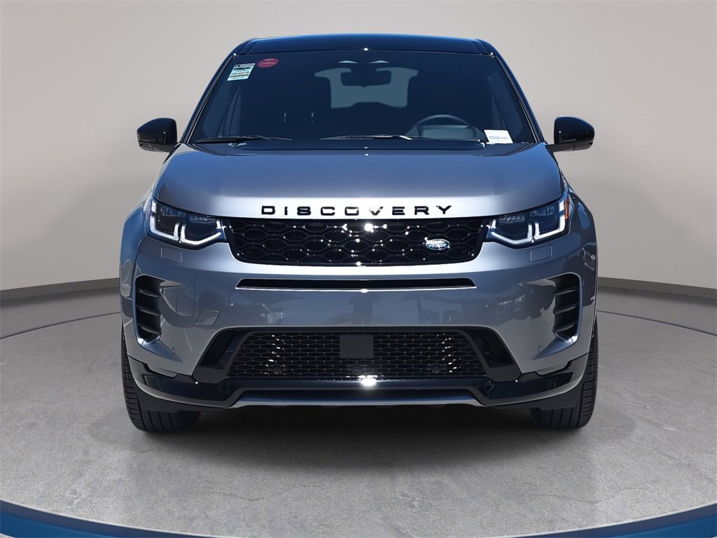 New 2025 Land Rover Discovery Sport Dynamic SE image 2