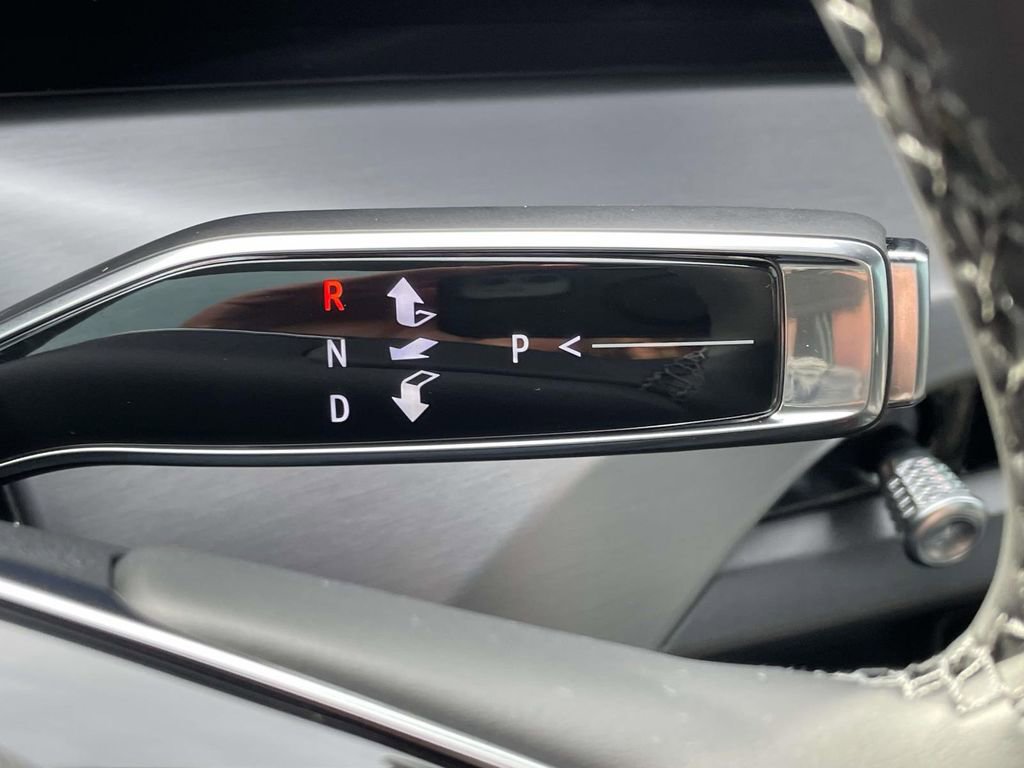 New 2026 Cadillac Vistiq Sport image 29