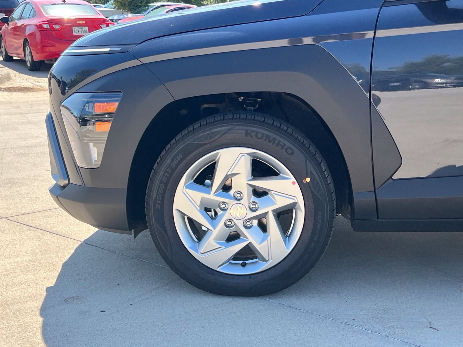 New 2027 Hyundai Kona SE FWD image 8