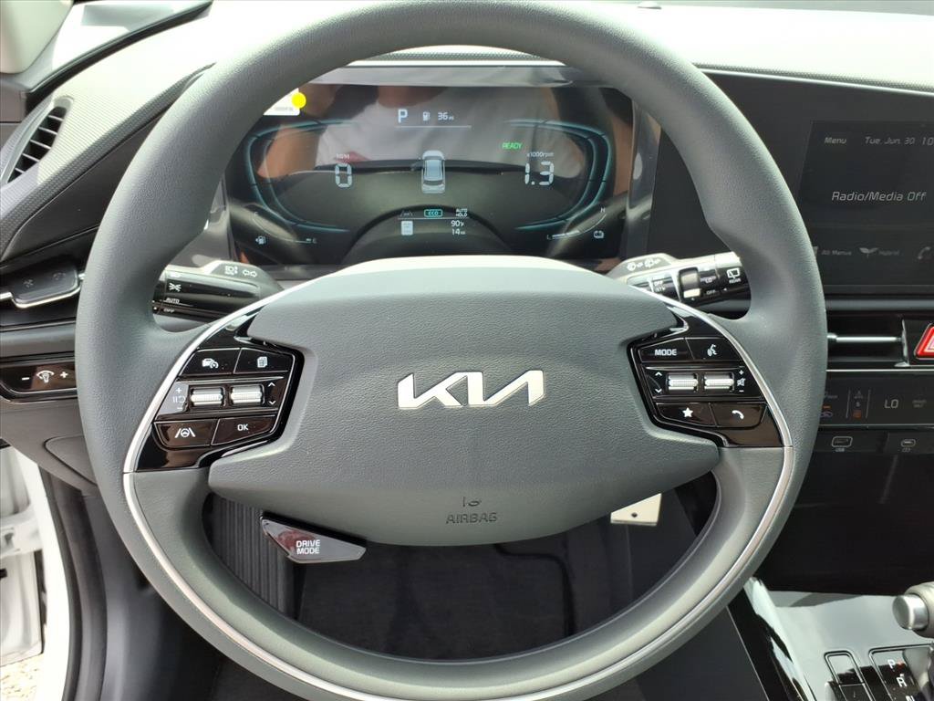 New 2026 Kia Niro LX FWD image 19