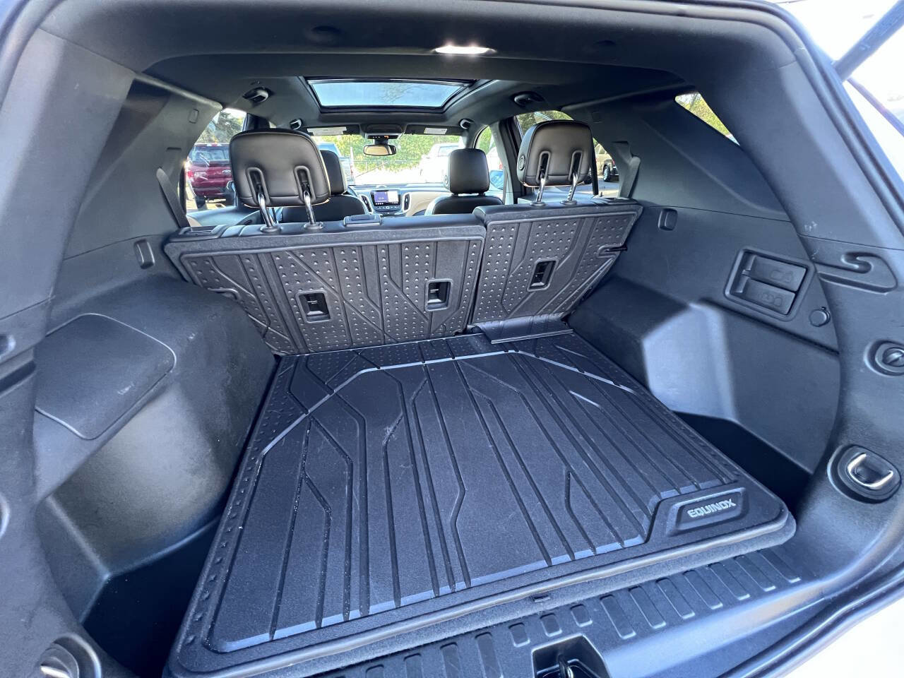 Used 2019 Chevrolet Equinox Premier image 28