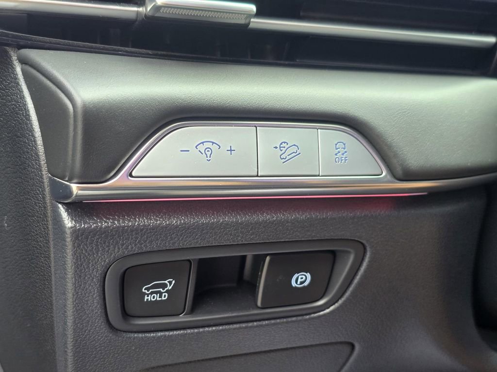 Used 2025 Genesis GV80 2.5T Advanced image 19