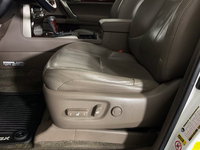 Used 2015 Lexus GX 460 Luxury w/ Preferred Accessory Package AWD/4WD image 29