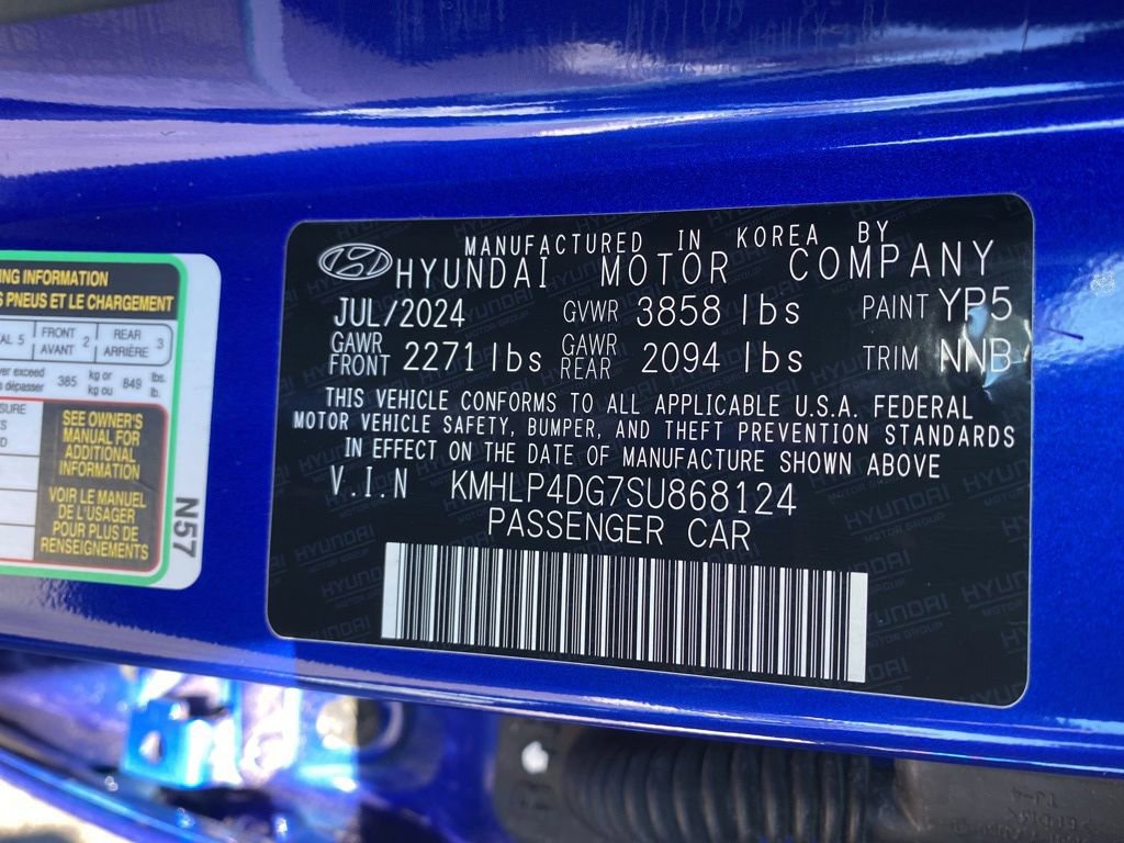 Certified 2025 Hyundai Elantra Limited image 25