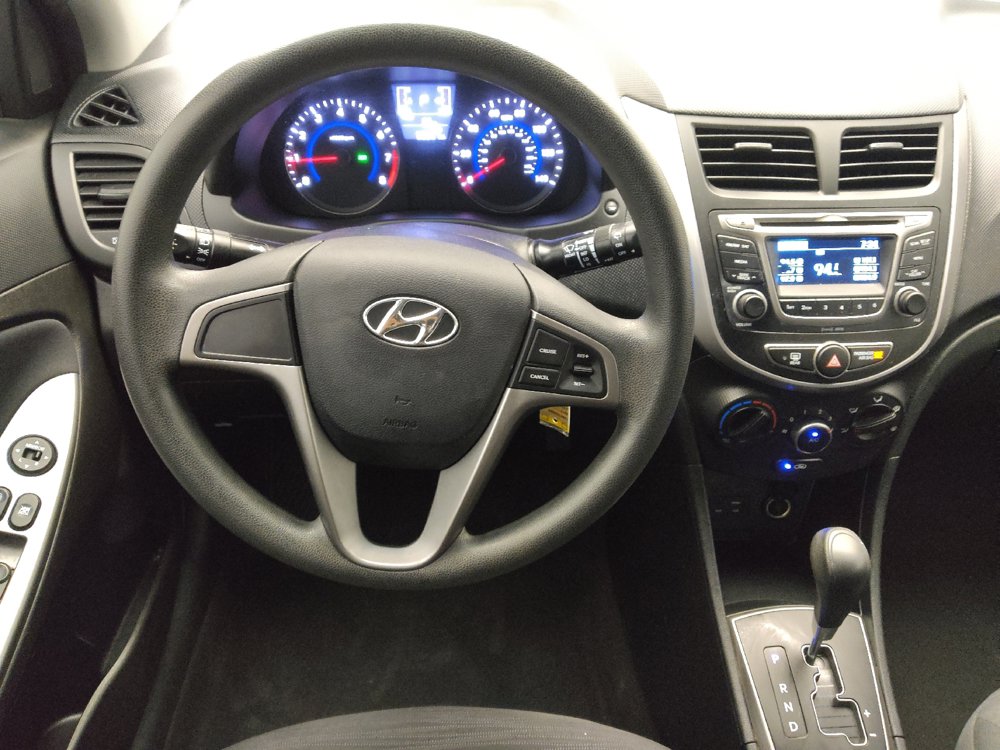 Used 2017 Hyundai Accent SE FWD image 22