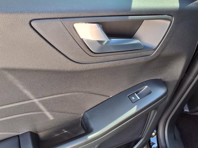New 2025 Ford Escape ST-Line w/ Equipment Group 301A image 9