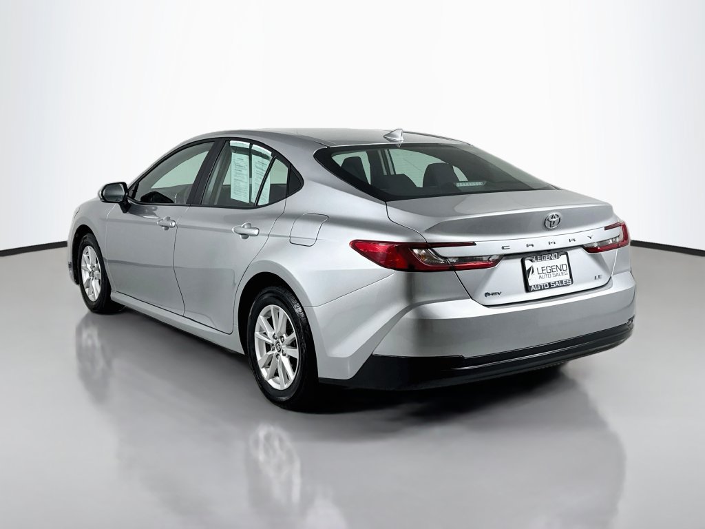 Used 2025 Toyota Camry LE FWD image 8