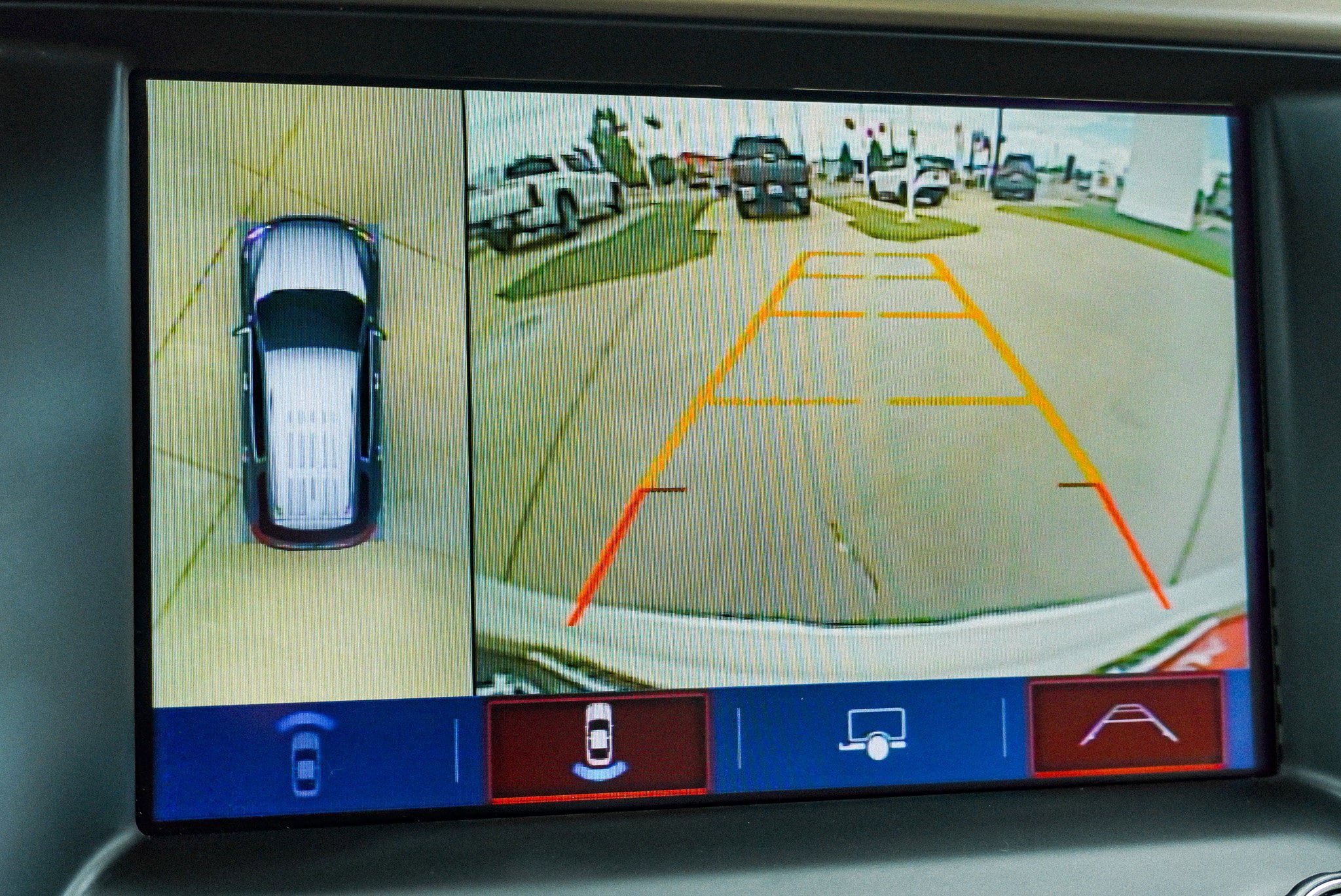 Used 2018 GMC Acadia Denali w/ Technology Package FWD image 45