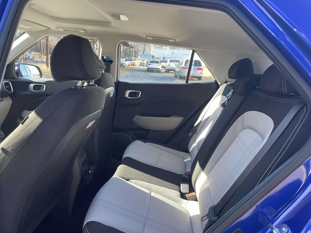 New 2026 Hyundai Venue SEL FWD image 10