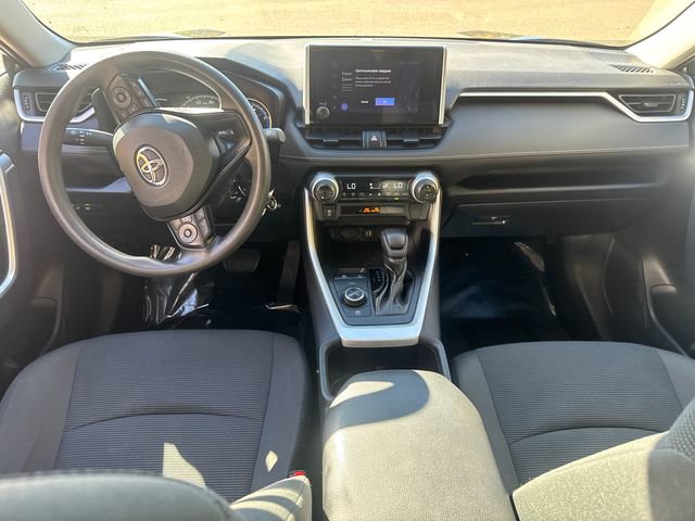 Used 2023 Toyota RAV4 LE image 20