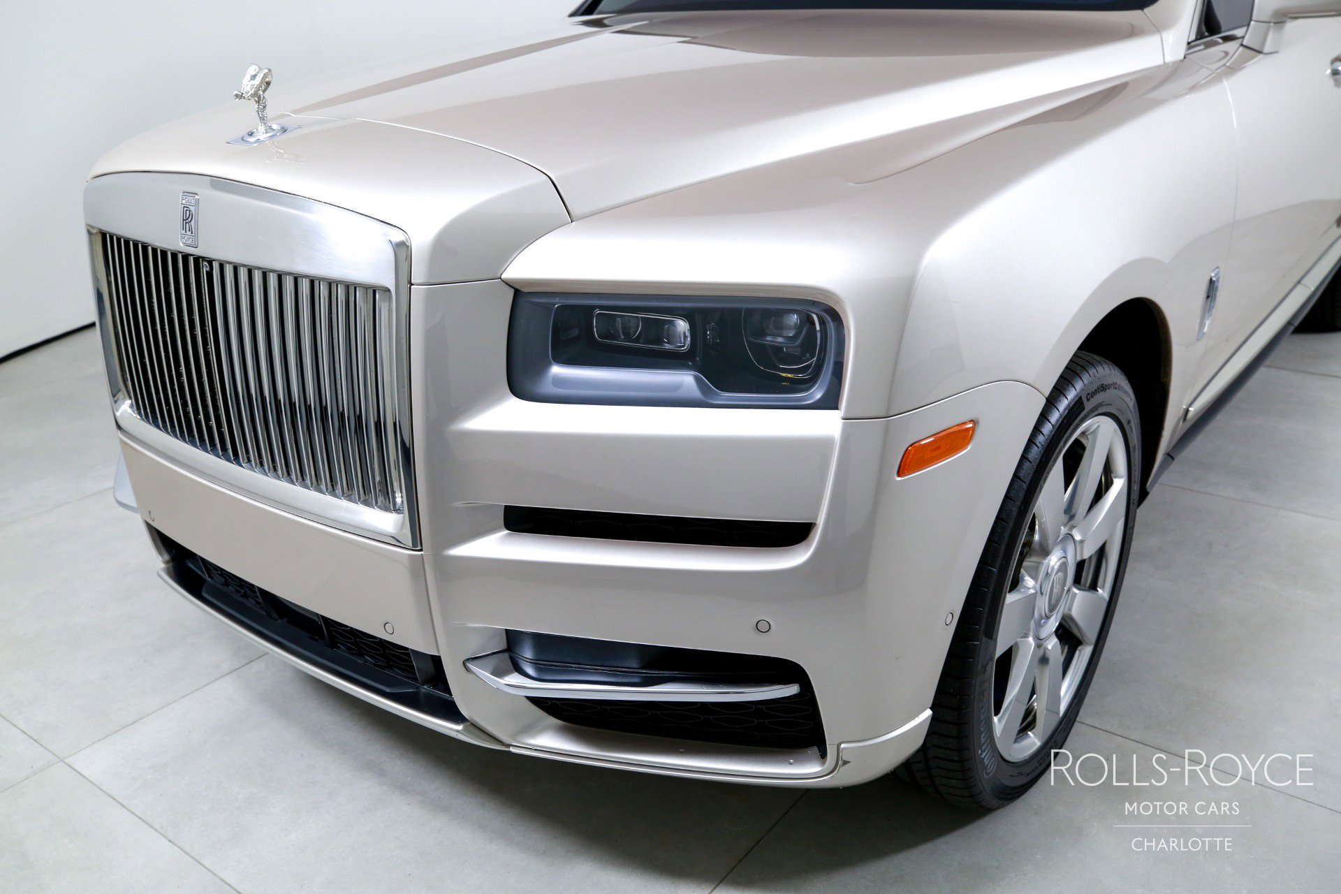 Used 2019 Rolls-Royce Cullinan image 42