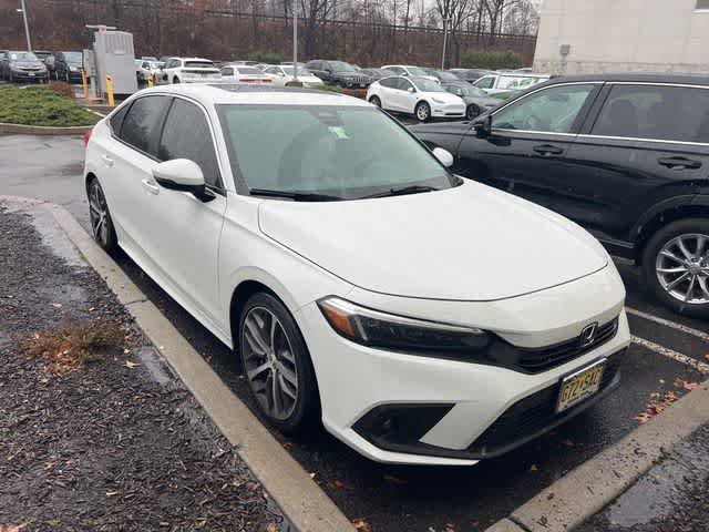 Used 2023 Honda Civic Touring image 2