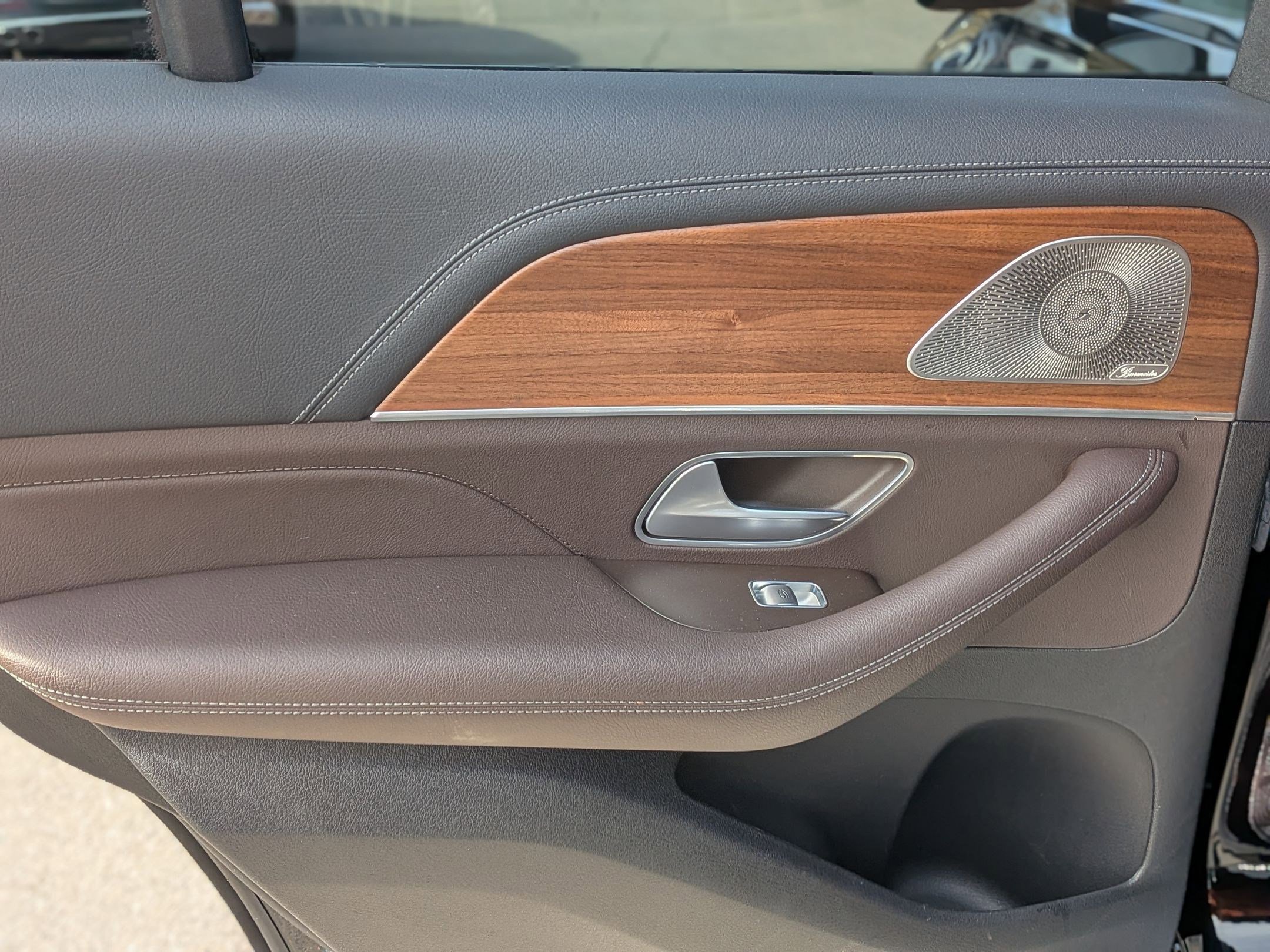 Used 2023 Mercedes-Benz GLE 350 4MATIC image 25