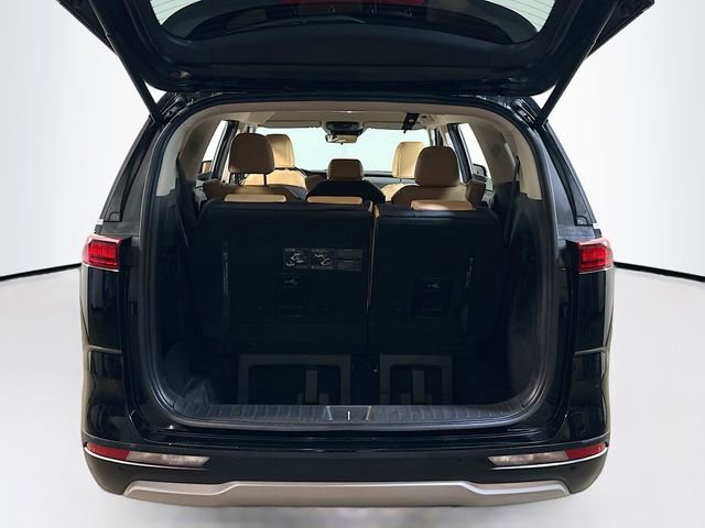 Used 2022 Kia Carnival EX FWD image 21