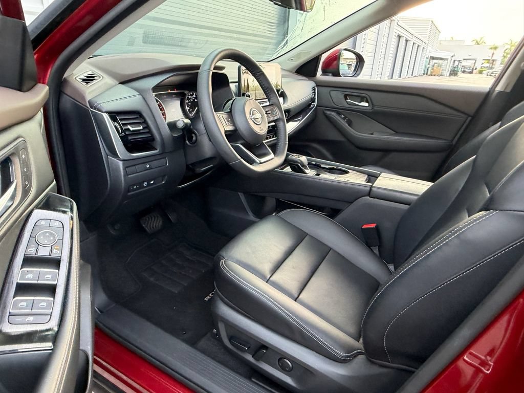 Certified 2023 Nissan Rogue SL w/ SL Premium Package FWD image 11