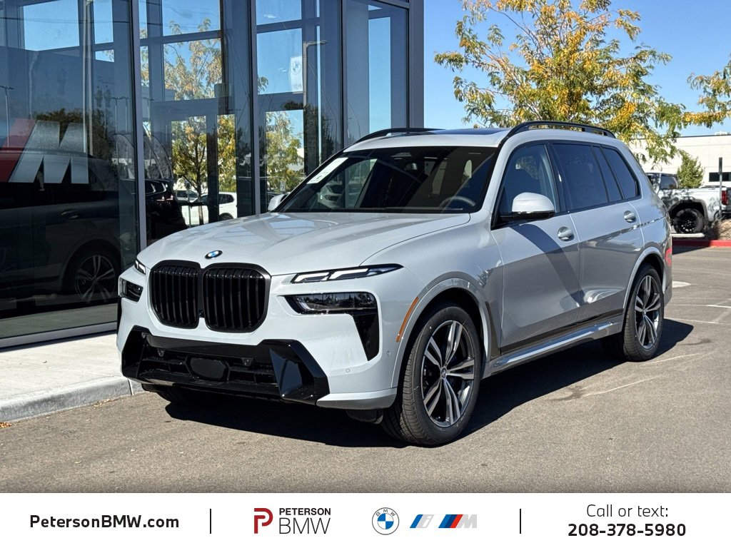 New 2026 BMW X7 xDrive40i w/ M Sport Package