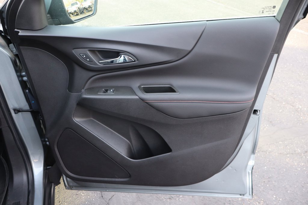 Used 2024 Chevrolet Equinox RS image 23