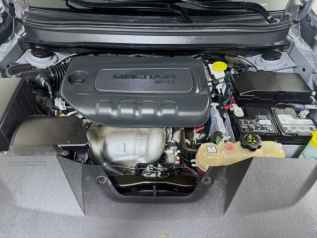 Used 2020 Jeep Cherokee Latitude Plus w/ Comfort/Convenience Group image 28