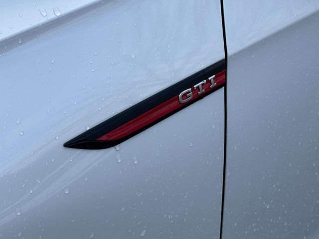 Used 2022 Volkswagen GTI Autobahn image 11