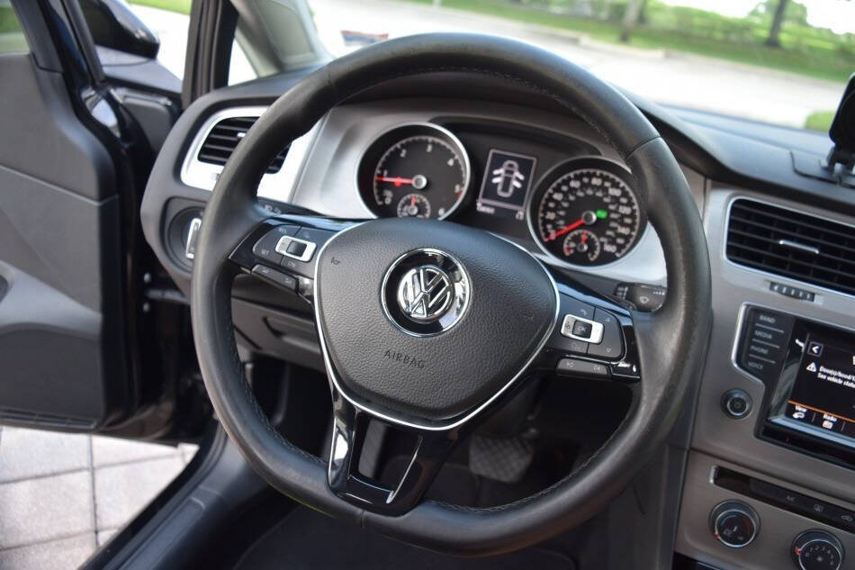 Used 2015 Volkswagen Golf TDI S FWD image 66