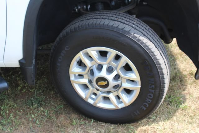Used 2024 Chevrolet Silverado 2500 LT AWD/4WD image 26
