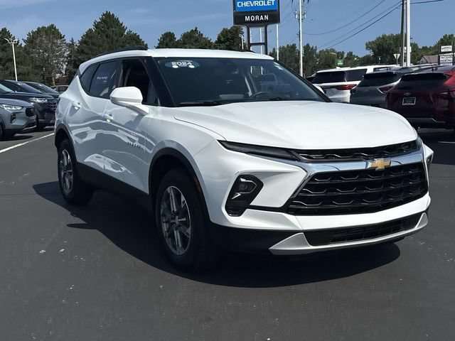 Certified 2024 Chevrolet Blazer LT w/ Convenience Package FWD image 2