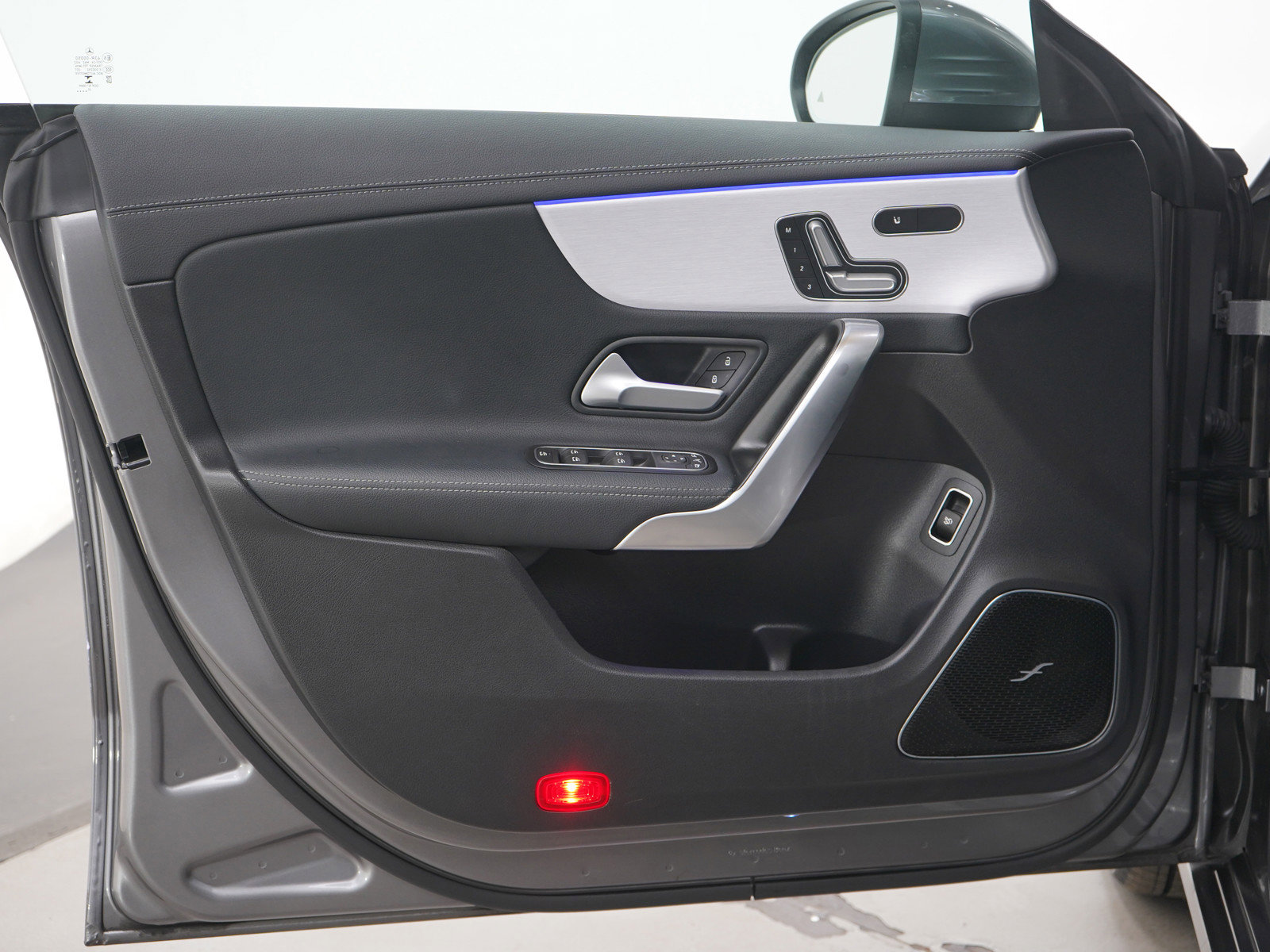 Used 2021 Mercedes-Benz CLA 250 4MATIC image 19