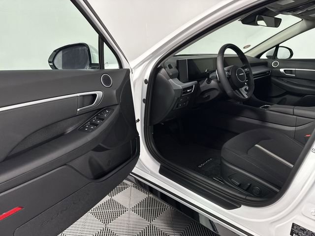 New 2026 Hyundai Sonata SEL FWD image 10
