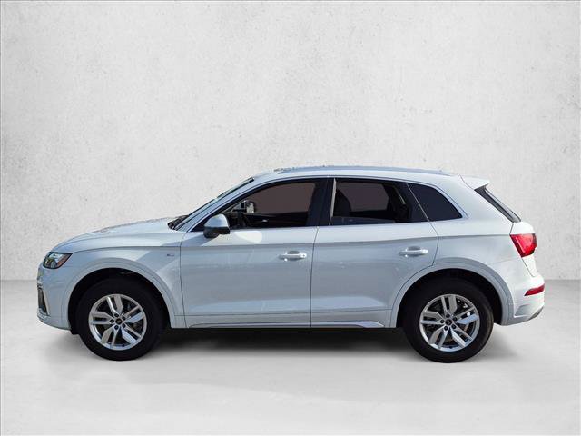 Certified 2023 Audi Q5 2.0T Premium w/ Convenience Package AWD/4WD image 9