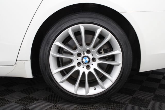 Used 2015 BMW 750Li xDrive AWD/4WD image 8