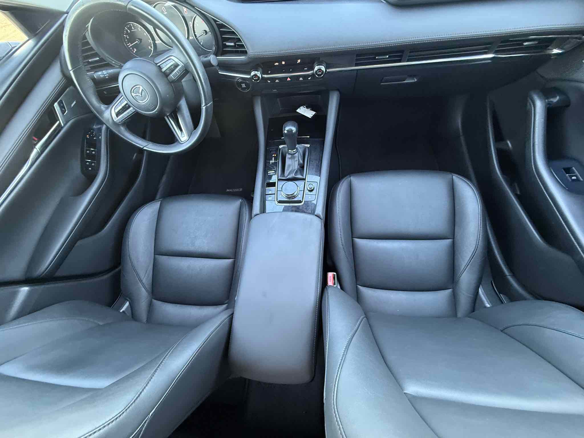 Used 2019 MAZDA MAZDA3 Sedan w/ Preferred Package image 7