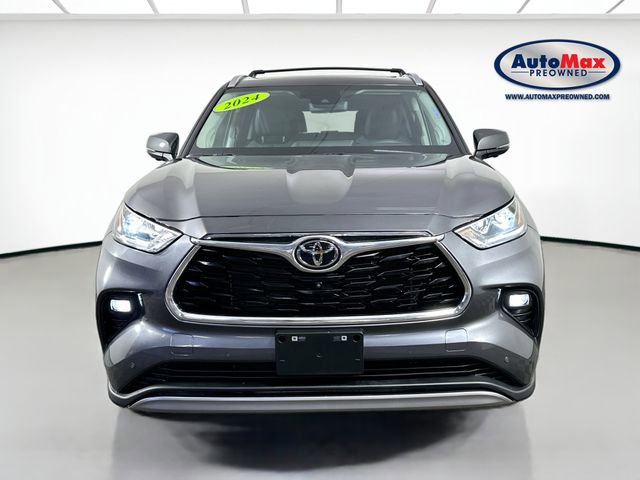 Used 2024 Toyota Highlander Platinum image 7