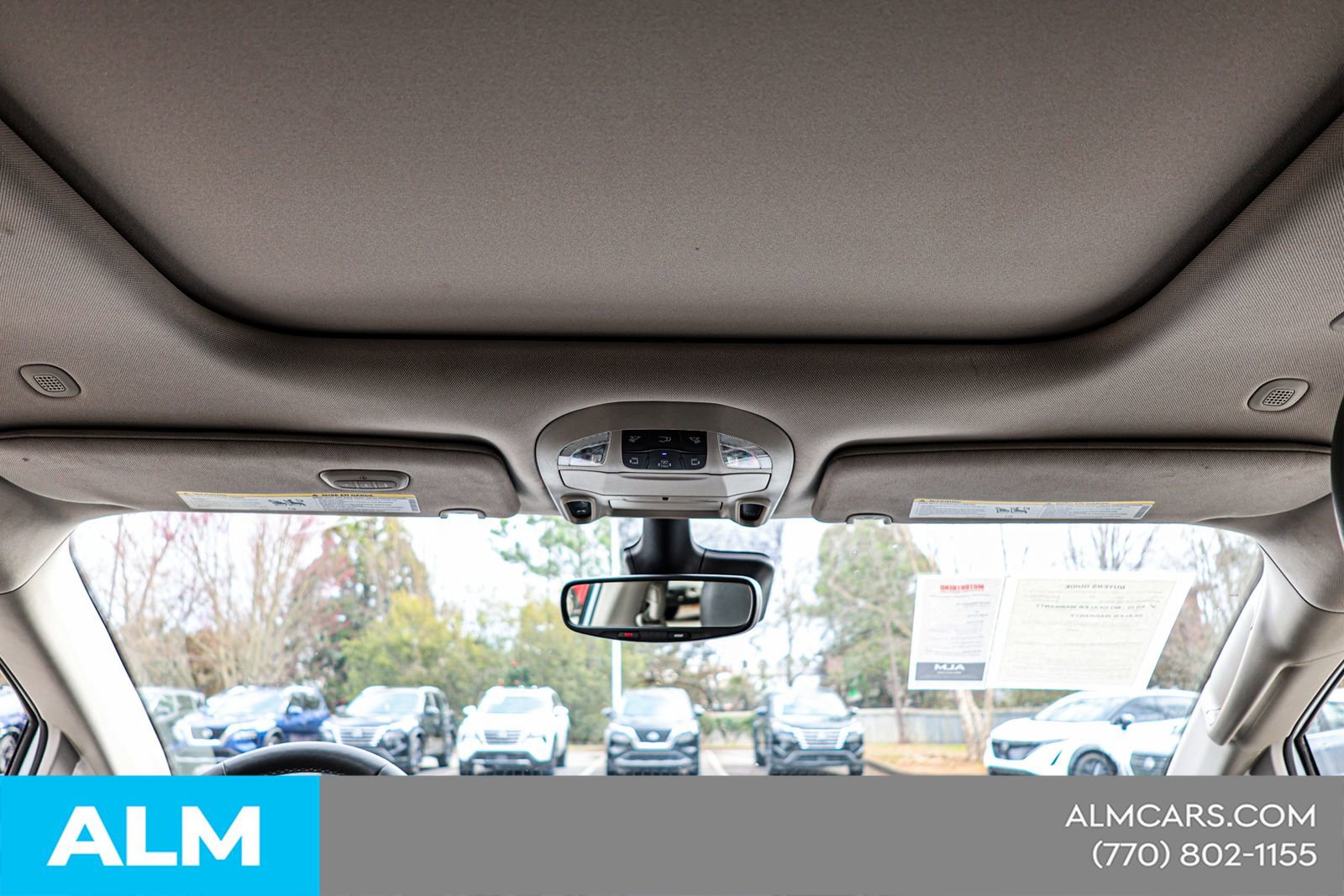 Used 2023 Chrysler Pacifica Limited image 47