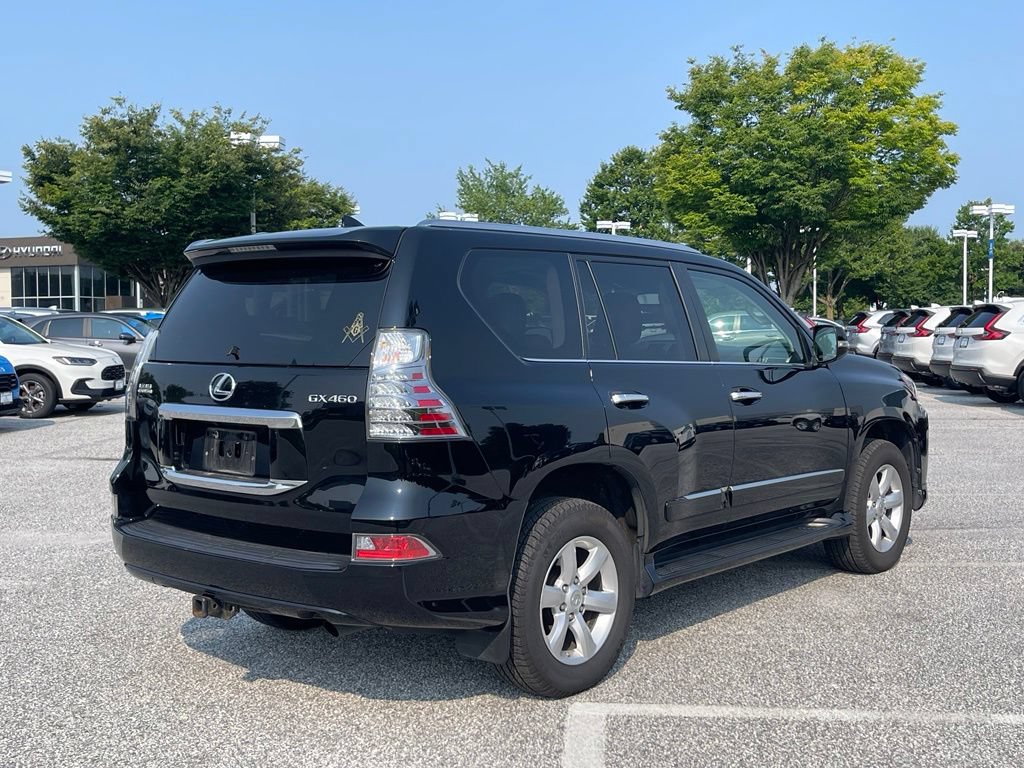 Used 2018 Lexus GX 460 w/ Preferred Accessory Package AWD/4WD image 3