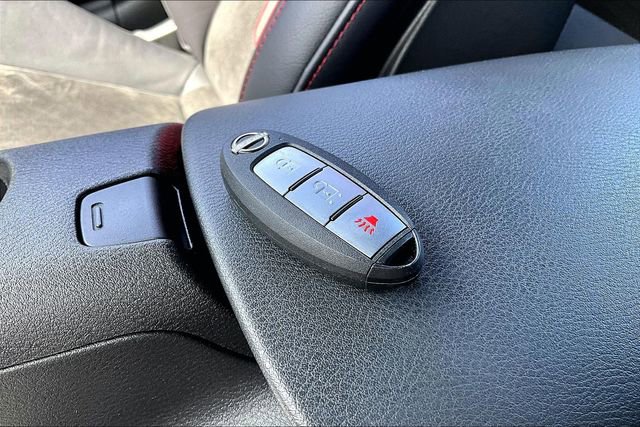 Certified 2024 Nissan Z NISMO w/ Floor Mat Package RWD image 30