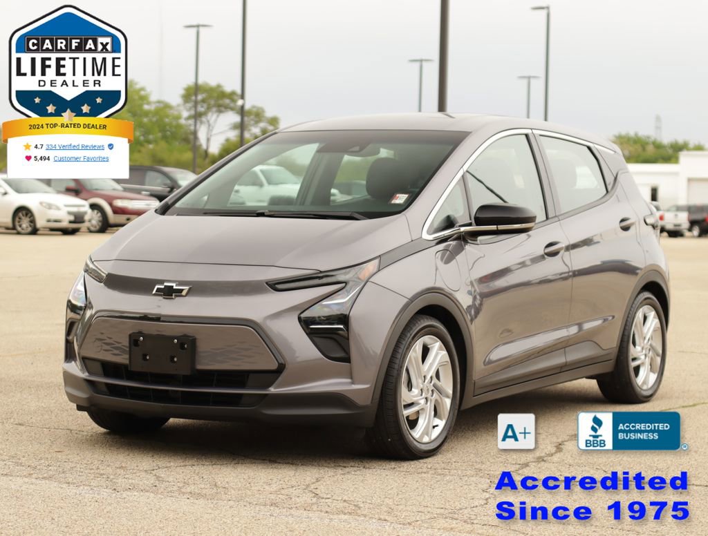 Used 2023 Chevrolet Bolt LT FWD image 3