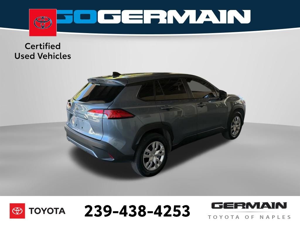 Used 2024 Toyota Corolla Cross L image 5